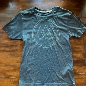 Volcom shirt